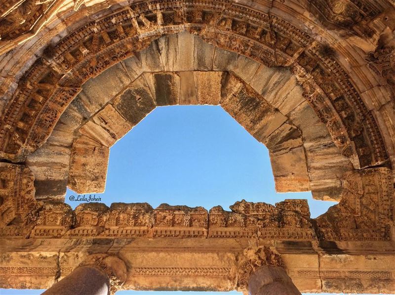 Timelessness... livelovebaalbeck  livelovearchitecture  architecture ... (Baalbek, Lebanon)