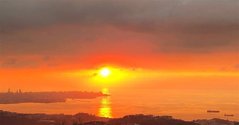 To love and be loved is to feel the sun from both sides sunset sunsetlove... (Beirut, Lebanon)