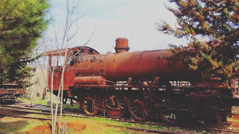 🔙 To The good old days.. ♥ lebanon_hdr  bekaa  riyak  trainstation ... (Reyak-Bekaa)