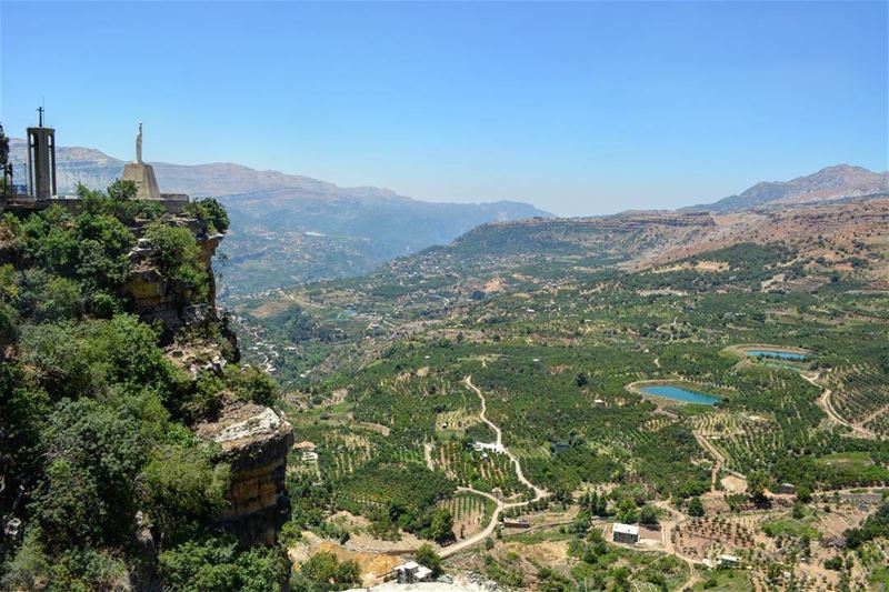 To the sky! Breathless!  loves_lebanon  super_lebanon   ig_lebanon ... (Jroud Akoura)
