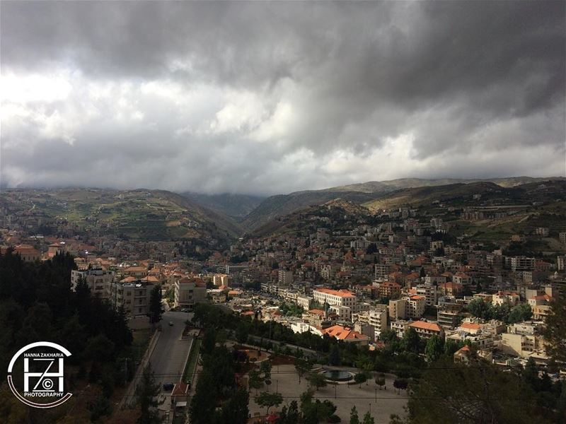 Today at 5:00 pm 📸  landscape  photooftheday  photograph ... (Zahlé, Lebanon)