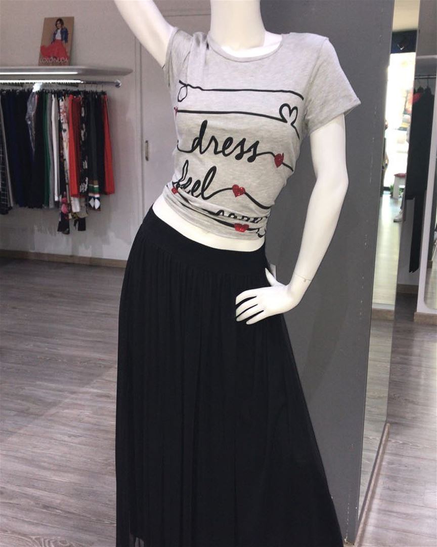 Today’s casual outfit DailySketchLook 323 shopping  italian  boutique ... (Er Râbié, Mont-Liban, Lebanon)