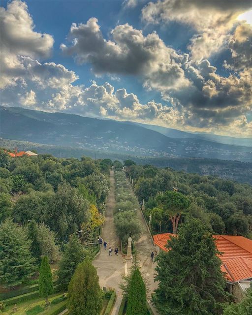 Today’s road trip 🚘......... lebanon  lebanon_hdr  miziara ... (Miziâra, Liban-Nord, Lebanon)