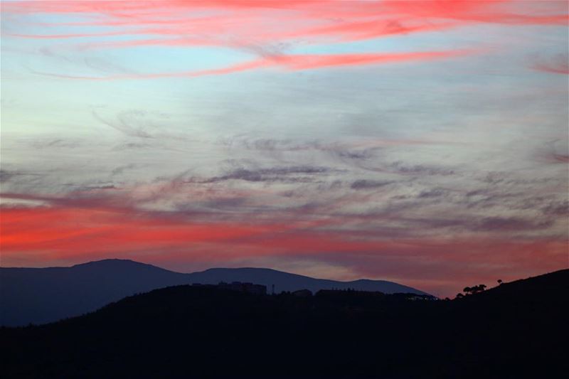 Today’s sky looks like the 🇱🇧 .. photo  photos  pic  pics  Lebanese ... (Kafr Mattá, Mont-Liban, Lebanon)