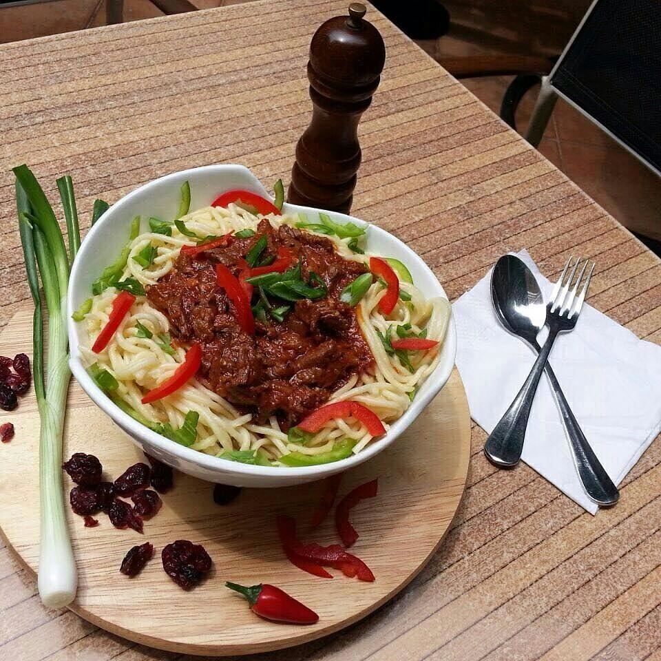 Today's Teaser Menu: Spaghetti Bolognaise 🍝🍝😍😍 Join us  hungryfoodies... (Jal el Dib)