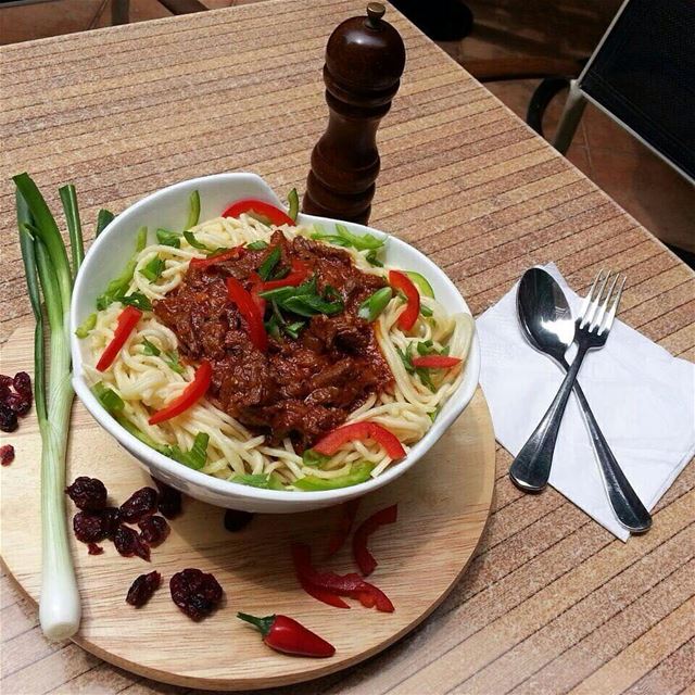 Today's Teaser Menu: Spaghetti Bolognaise 🍝🍝😍😍 Join us  hungryfoodies... (Jal el Dib)