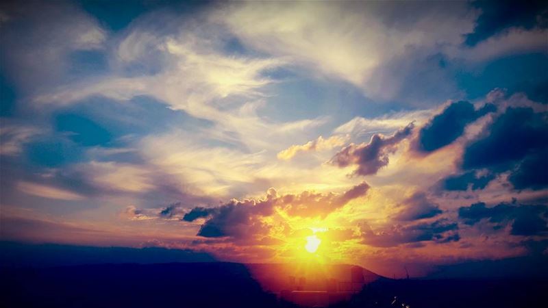  todaysSunset  sunsets  sunsetsky  beautifulsky  bluesky  cloudysky ... (Mejdlaya-Zgharta)