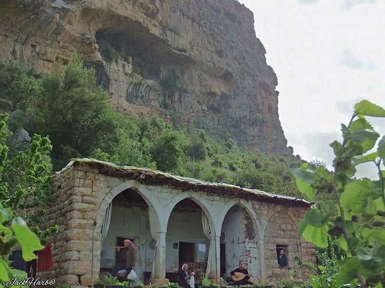  Tradition becomes our  security, and when the  mind is  secure it is in ... (Tannourine)