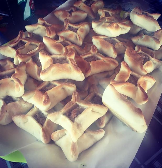 Traditional lebanese pastries .. specialty of baalbik 😻 baalbak  baalbik ... (Enn Nabi Osmâne, Béqaa, Lebanon)