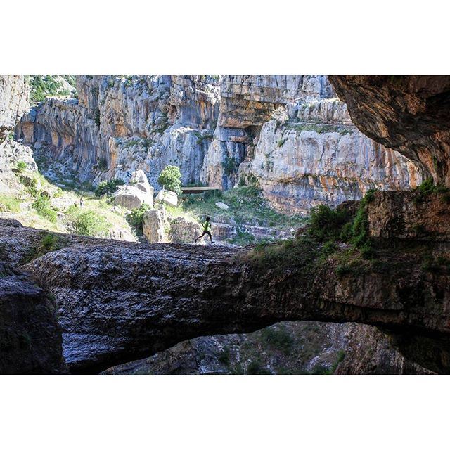 Train out of your comfort zone 🏃training (Baatara gorge waterfall)