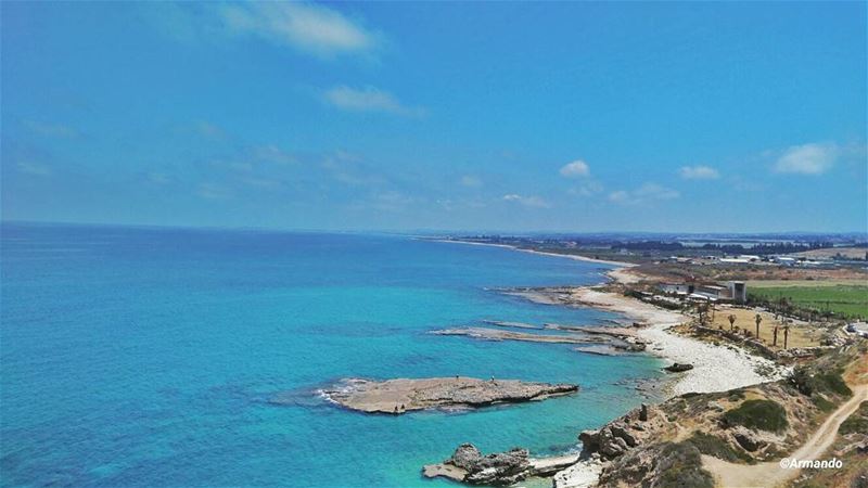 Tranquility is a beach state of mind 🌊 (En Nâqoûra, Liban-Sud, Lebanon)