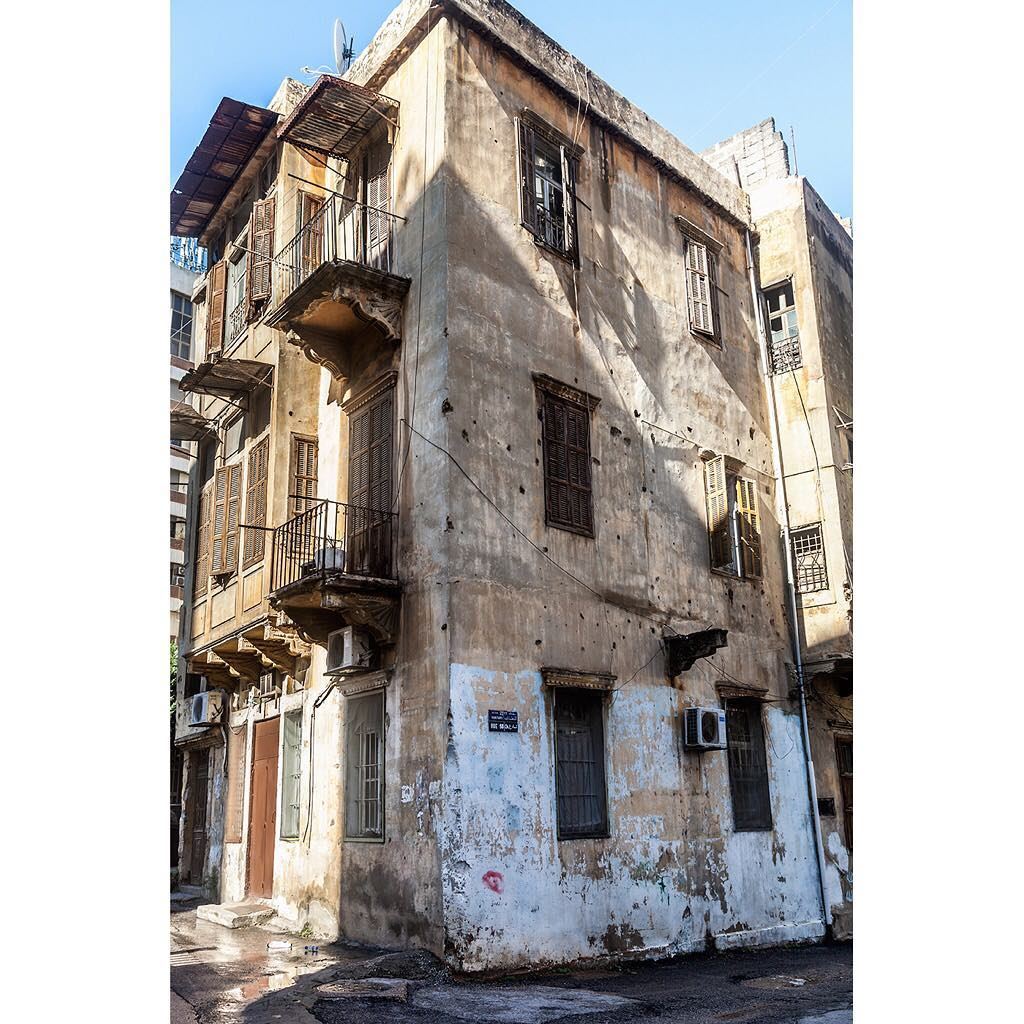  travel  old  oldbuilding  abandoned  urban  architecture ... (Beirut, Lebanon)