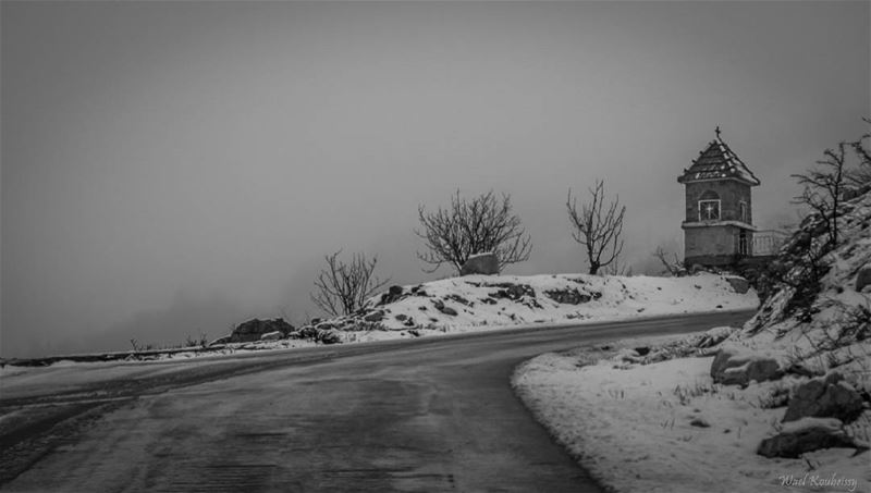  trees  winter  nature  church  road  snow  street  path  hd_lebanon ... (El Laqloûq, Mont-Liban, Lebanon)