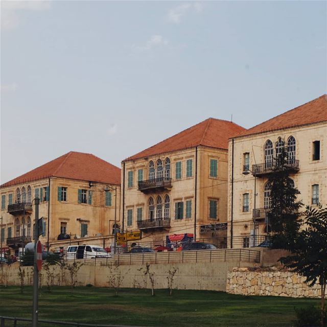 Triplets  lebanonhouses  livelovebaalbeck  livelovebeirut  lebanon ... (Baalbek, Lebanon)