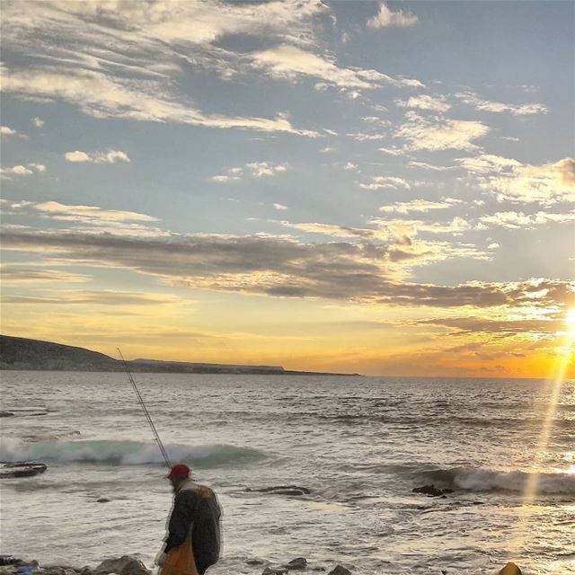 🎣 🌅 🎣............ Tripoli  Lebanon   Sunsets   SunsetPorn ... (Tripoli, Lebanon)