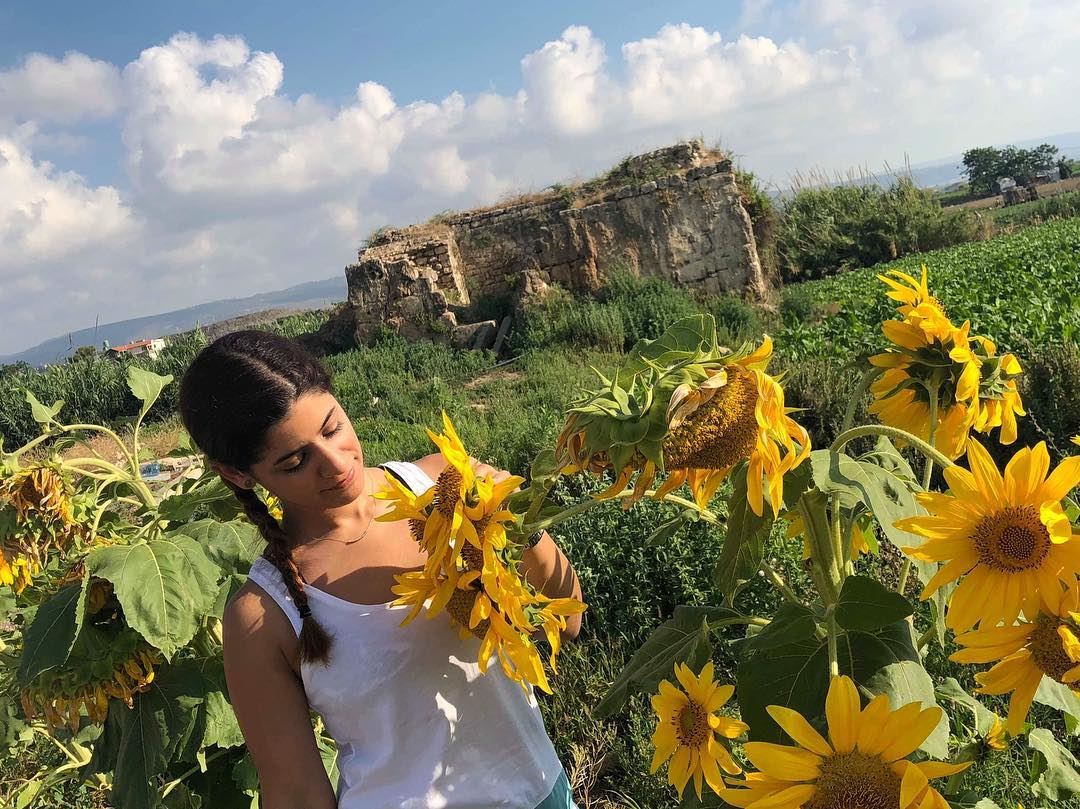 Trust this  place and call it  home:🌻♥️ sour 🇱🇧 southoflebanon ... (Tyre, Lebanon)