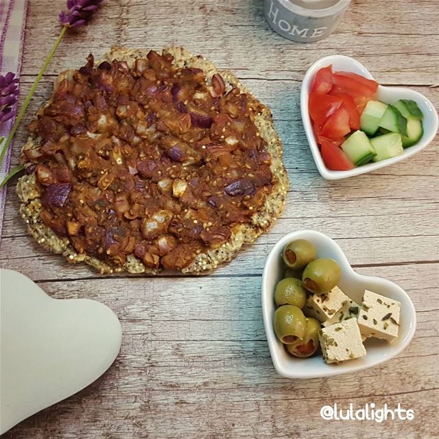 🌿Tryin to make lebanese breakfast the healthy vegan way🙈😋🌿 gluten free... (Germany)