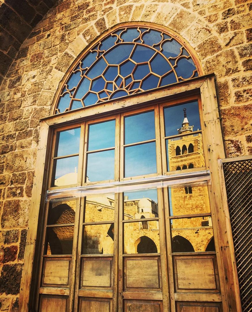 "Two elements, the door and the minaret, probably do belong to an earlier,... (Grande Mosquée Al Mansouri)