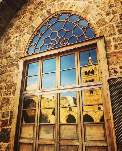 "Two elements, the door and the minaret, probably do belong to an earlier,... (Grande Mosquée Al Mansouri)