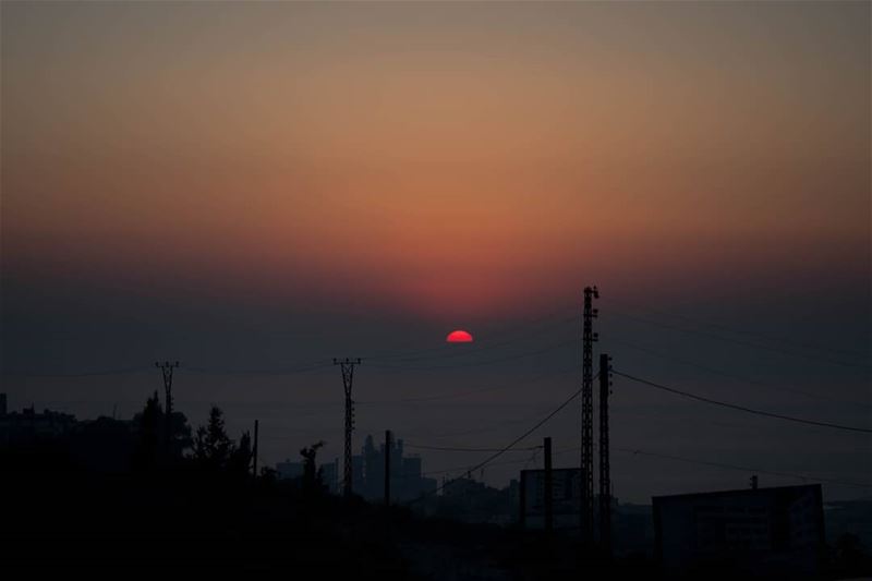 Typical  Lebanese  sunset 🌞🌞🆙💯 paysage typique du  Liban, un coucher... (Beirut, Lebanon)