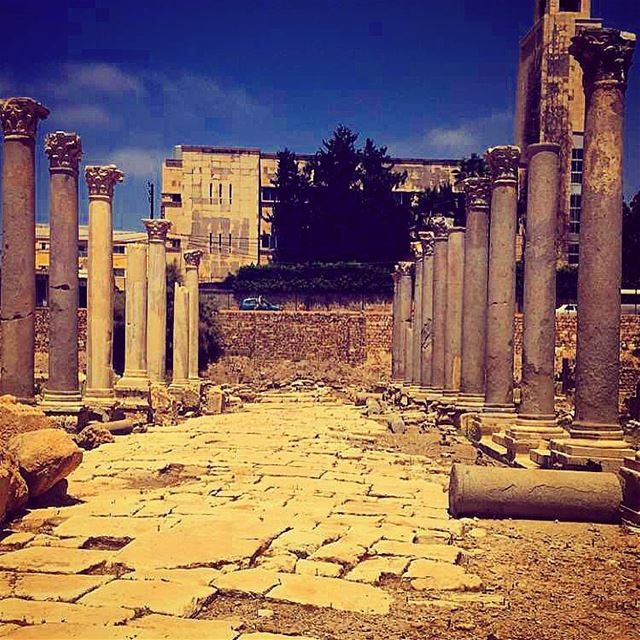  tyr  lebanon  summer  sky  40likes  likeforlike  roman  beach  20likes ... (Tyre, Lebanon)