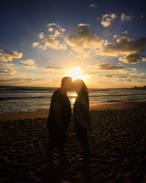 Tyre, Lebanon 👫❤️☀️.All you need is love, sunset and time to enjoy it!... (Tyre, Lebanon)