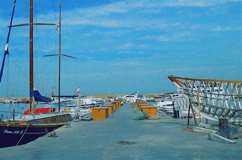 tyre  tyr  sour  tyrecity  sourcity  tyrepage   southlebanon  beach ... (Tyre, Lebanon)