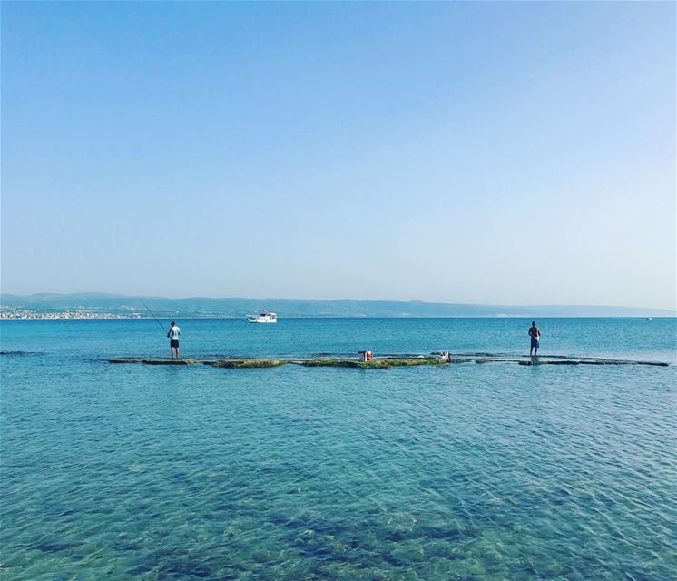  tyre  tyr  sour  tyrecity  sourcity  tyrepage   southlebanon  beach ... (Al Jamal Tyr)