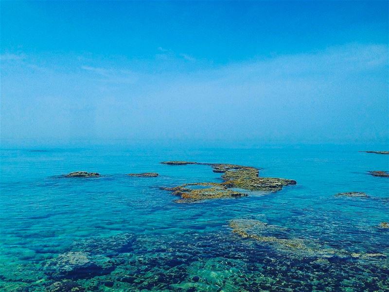  tyre  tyr  tyrecity  sourcity  tyrepage   southlebanon  beach ... (Nakoura Beach)