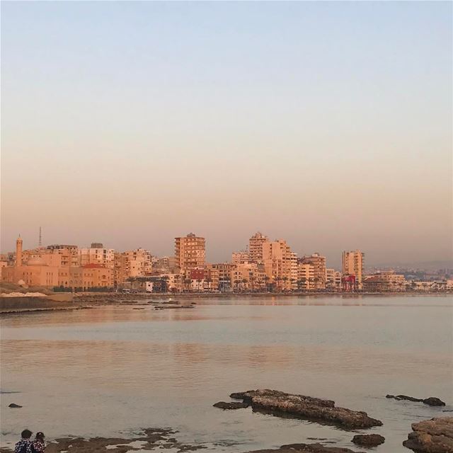  tyre  tyr  tyrecity  sourcity  tyrepage   southlebanon  beach ... (Al Jamal Tyr)