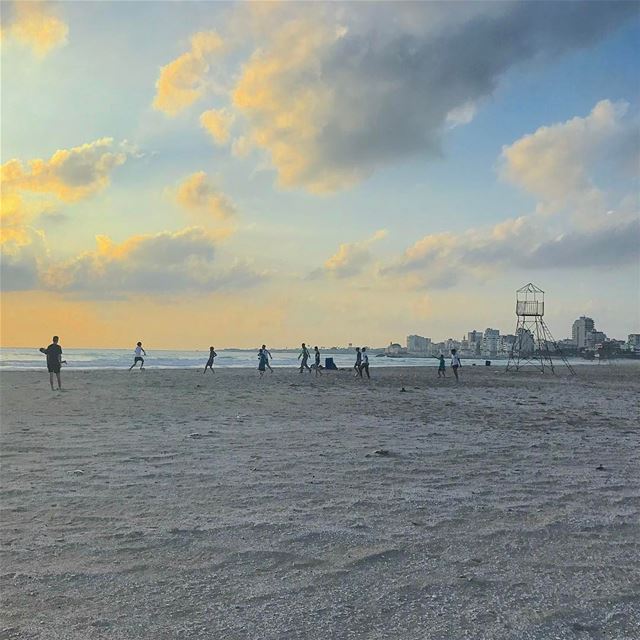  tyre  tyr  tyrecity  sourcity  tyrepage   southlebanon  beach ... (Sour Beach)