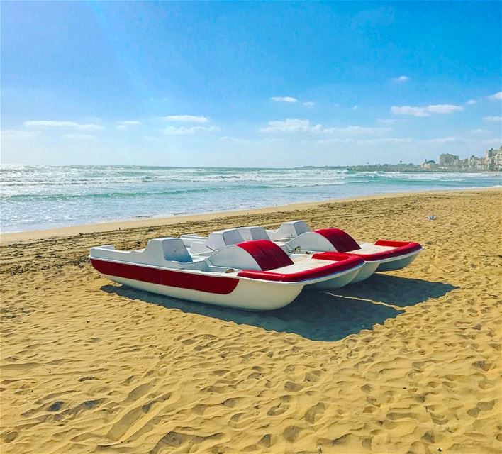  tyre  tyr  tyrecity  sourcity  tyrepage   southlebanon  beach ... (Sour Beach)