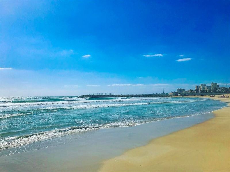  tyre  tyr  tyrecity  sourcity  tyrepage   southlebanon  beach ... (Sour Beach)