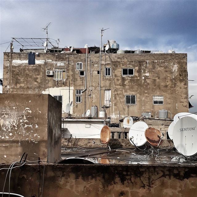 🇱🇧 uglybeirut  uglycity  urban  beirut  lebanon  lebanon_houses ... (Sinn Al Fil, Mont-Liban, Lebanon)