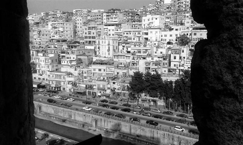 🇱🇧  uglybeirut  uglycity  urban  tripoly  lebanon  tripoliseries ... (Tripoli, Lebanon)