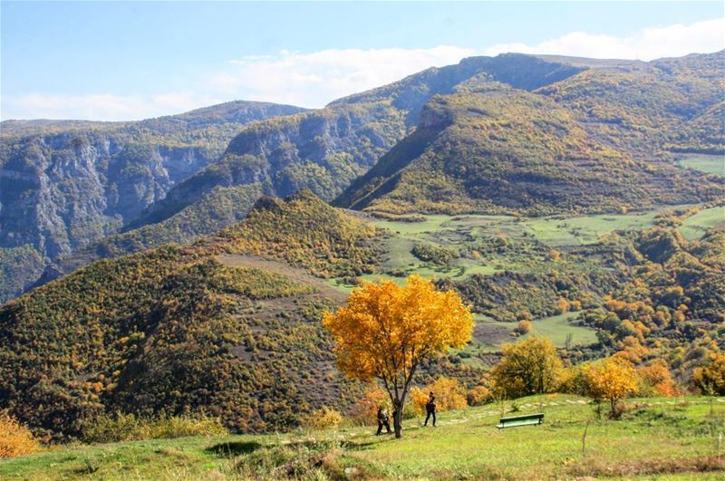 Unbelievable fall colors ... "Colorful Armenia Hiking Trip 29 Sep until 9...