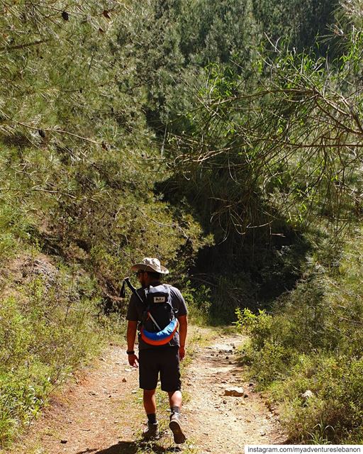 Under the midday sun 🚶‍♂️🧭🗺 myadventureslebanon  mountaineering ... (Lebanon)