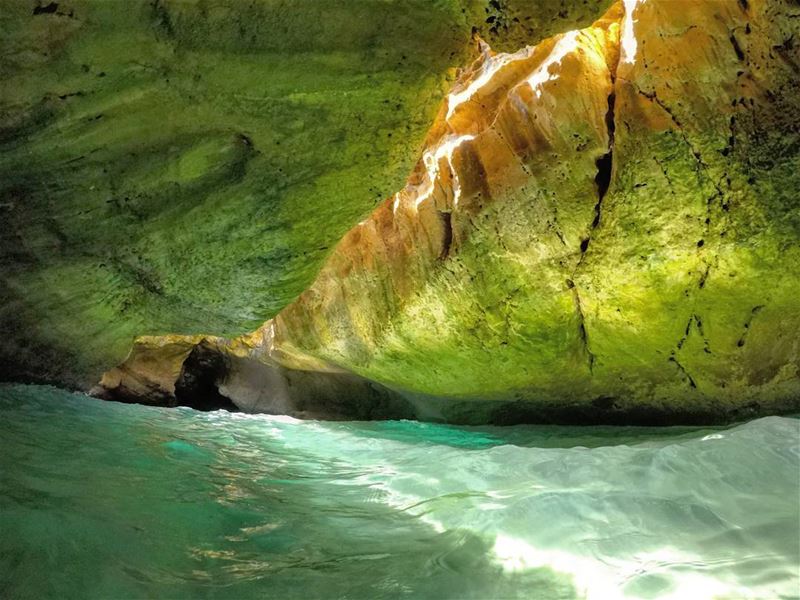 Underground 🌊🌊 (Batroun Beach)