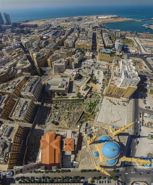 Unity in Diversity by the sea 🇱🇧🏊‍♂️🇱🇧 .... lebanon  beirut ... (Beirut Central District)