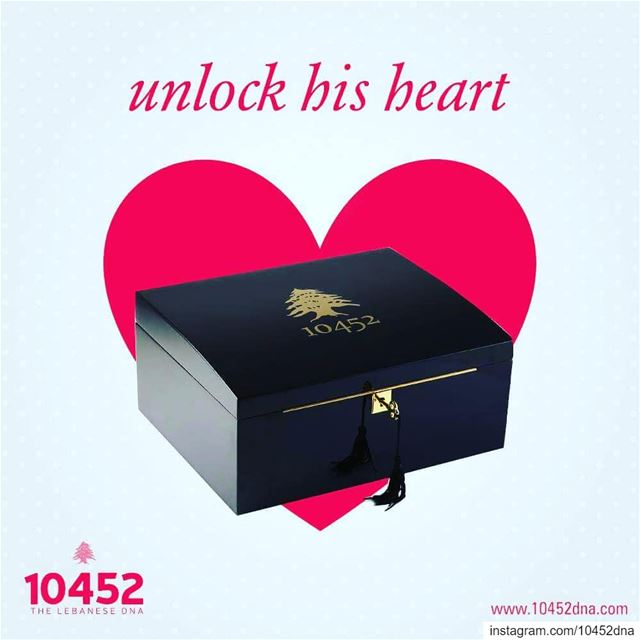 Unlock his  heart with this  beautiful and  classy  10452DNA  humidor ... (Beirut, Lebanon)