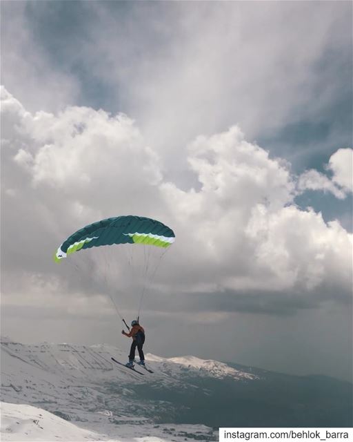 Up above the Cedars..@niviukparagliders  speedriding ... (Cedars of God)