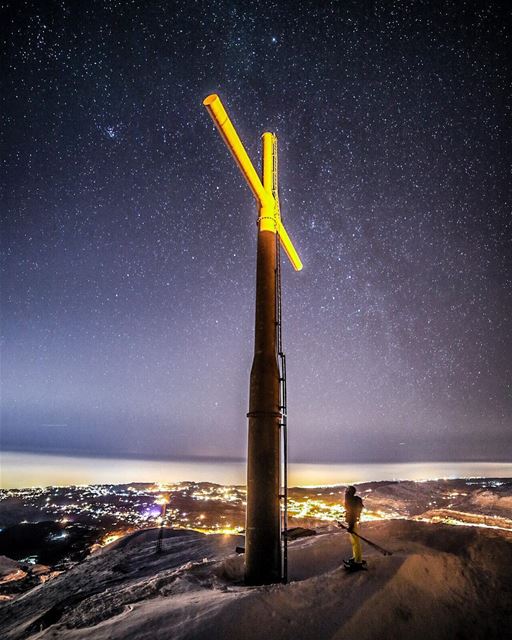 Up above the city lights ...  serenity stargazing... (Mzaar Kfardebian Ski Resort)