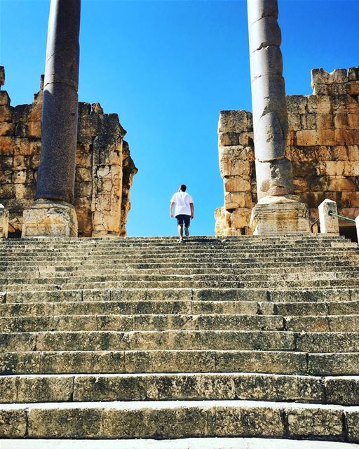 UP is the only way we go. baalbeck  cityofthesun  lebanon ... (Ba`Albak, Béqaa, Lebanon)