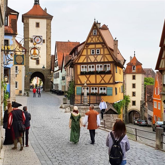 Very famous spot in Rothenburg named Friedrich-horner now can you see me??... (Rothenburg ob der Tauber)