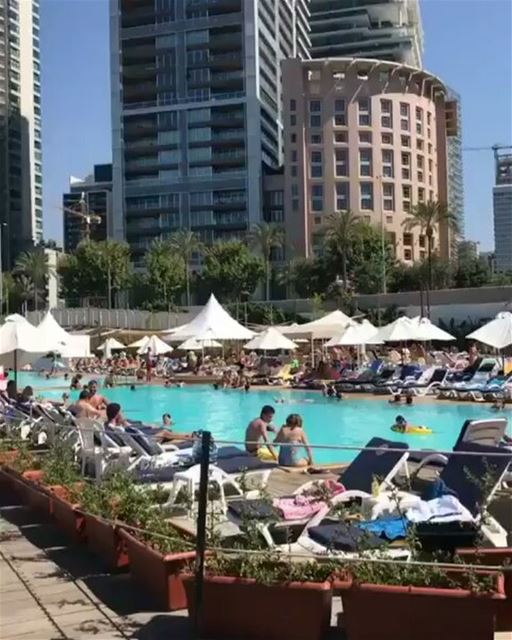 Verão em Beirute 🌞🇱🇧 Summertime in Beirut 🔥By @bassamwalid ... (Zaitunay Bay)