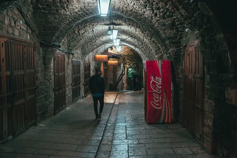  Vintage 📸 👌 Photography  photooftheday  Shooting  OldTown  CocaCola ... (Byblos)