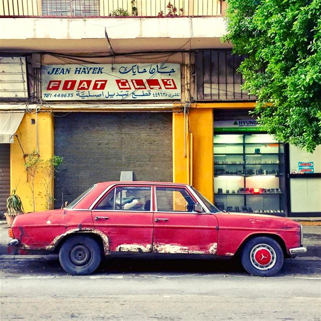 Vintage vibes💈 Lebanon tb travel travelgram traveler wanderlust... (Mar Mikhael-Armenia The Street)