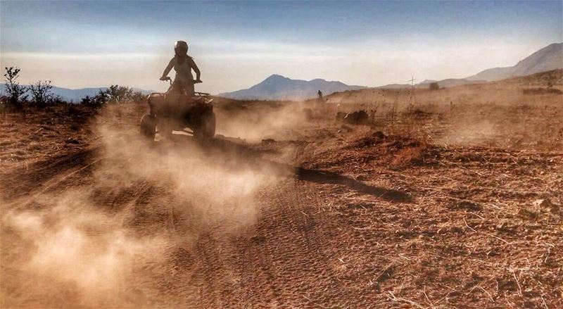 Visual effects 😂  dust  offroad  atv  quads  adventure  adrenaline ... (ارز الرّب)