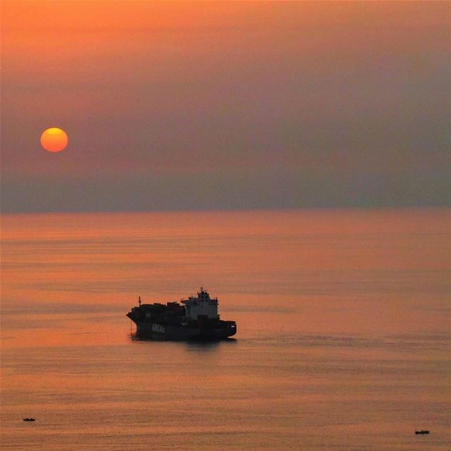 Vitamin sea 🌊 😉~~~~~~~~~~~~  nikontop_  nikonworld  bns_sky  bns_sunset... (Dbayeh, Mont-Liban, Lebanon)