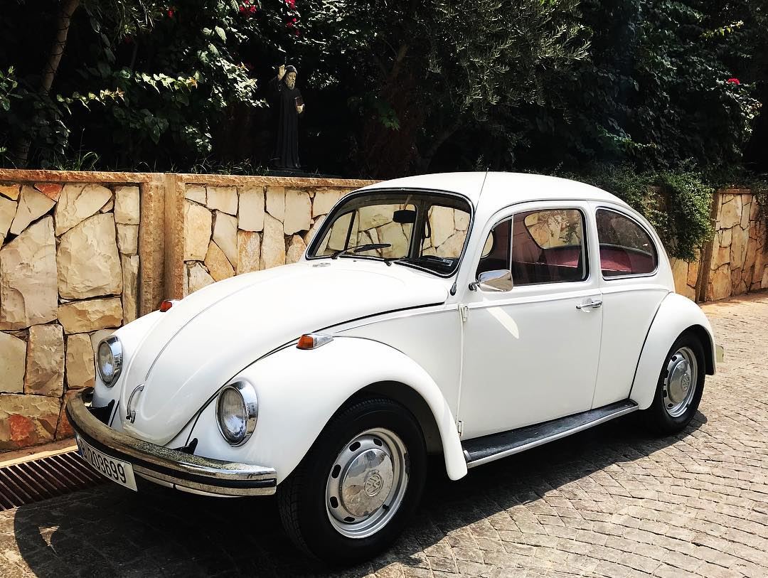  volkswagen volkswagenbeetle beetle vw vwbeetle lebanon car cars white... (Baabda)